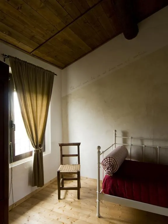 Agriturismo Viridarium Castellucchio 0*,  Italia