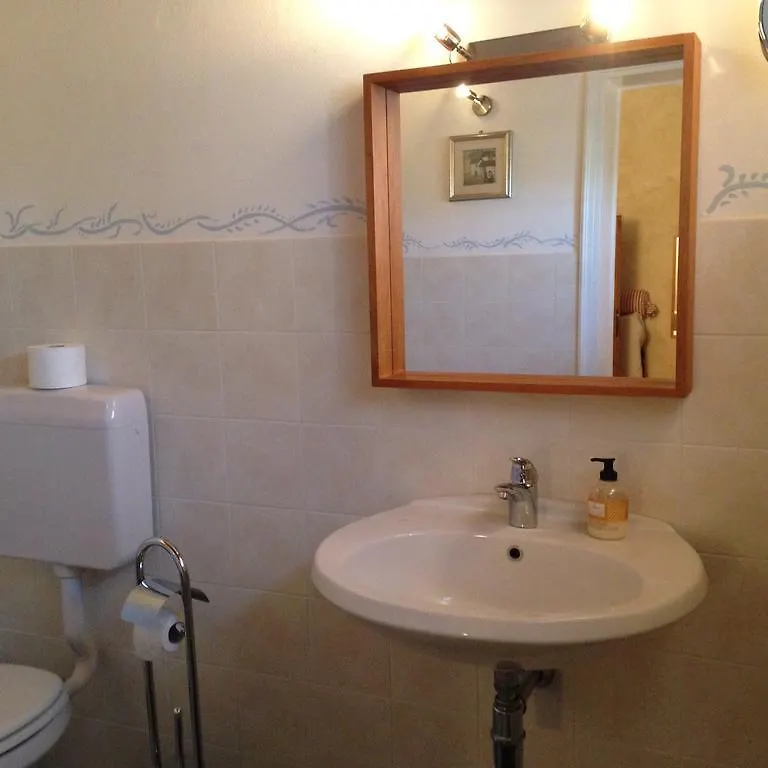 مزرعة للإقامة Agriturismo Viridarium Villa Castellucchio